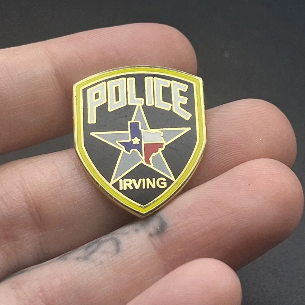 Irving Texas Police Shield‎ Crest State Flag Lapel Hat Pin